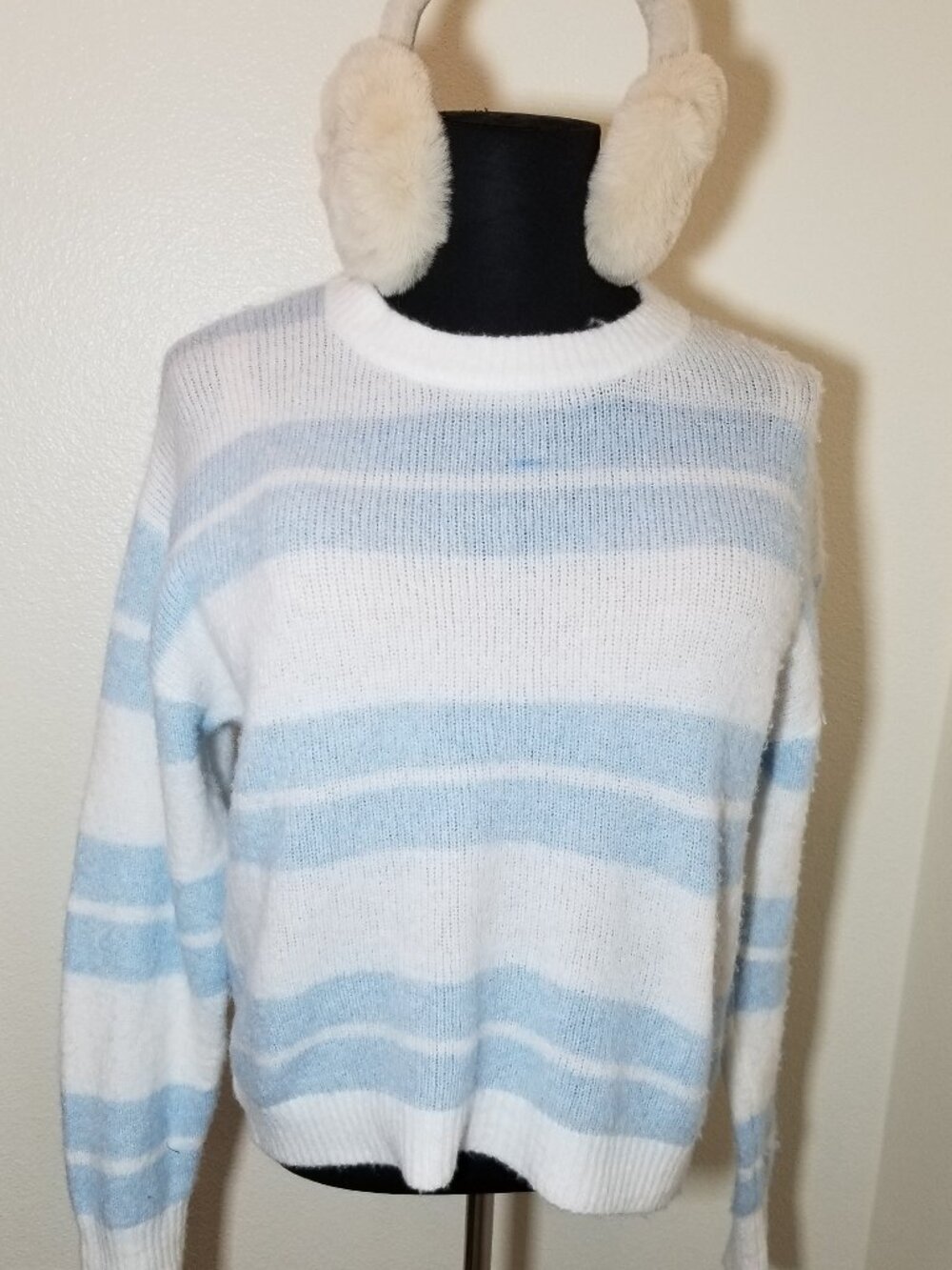 Heart N' Crush Womens Large 2 Piece Blue White Stripe Sweater and Ear Muffs NWT
